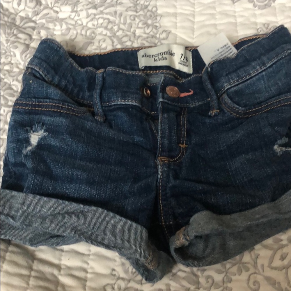 Abercrombie shorts size 7/8